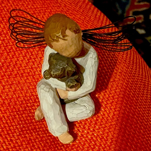 Beautiful Willow Tree Figurine - Boy with Puppy - Picture 1 of 4